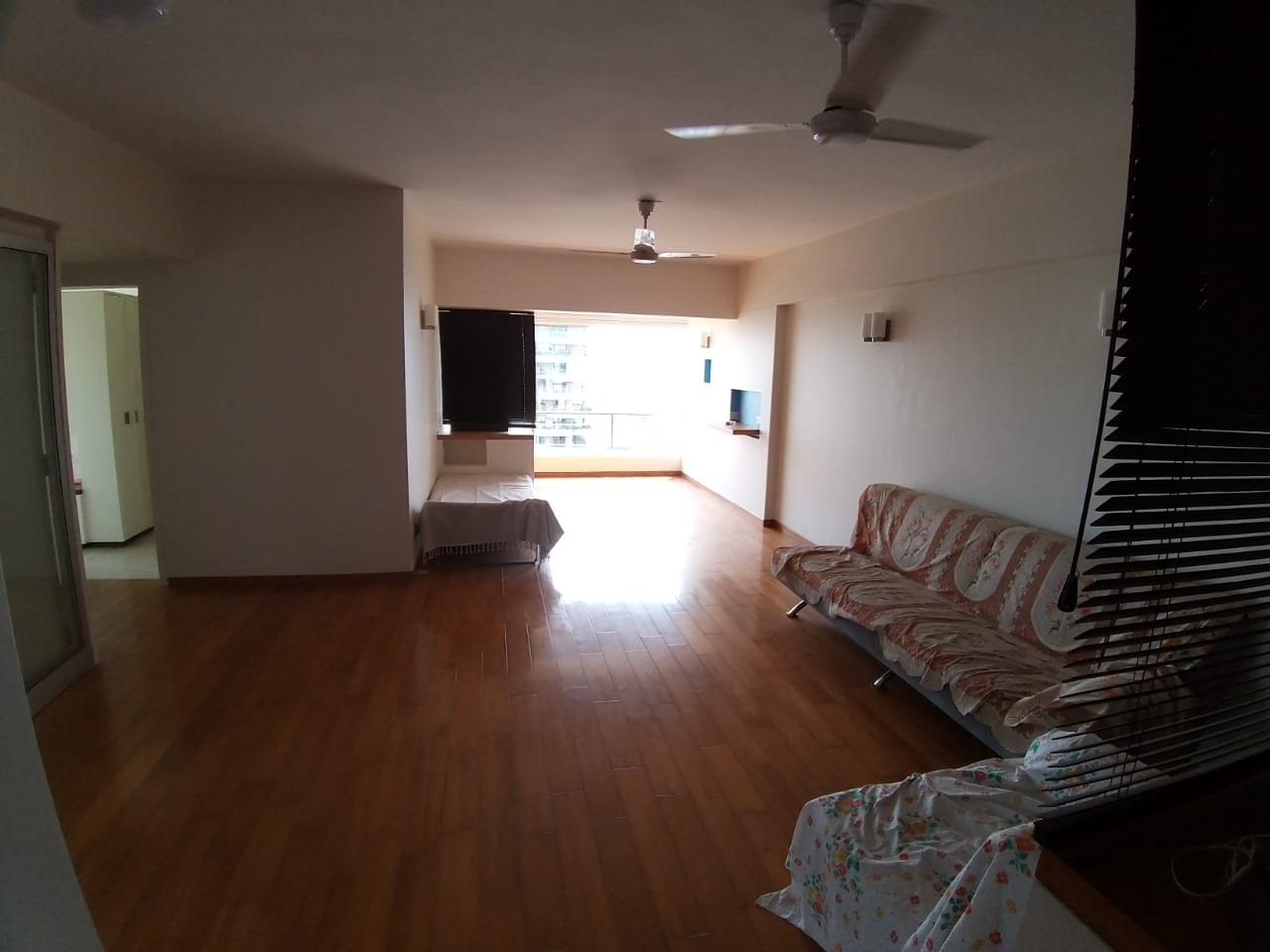 2 BHK Palm Spring, Cuffe Parade — for Rent — photo 4