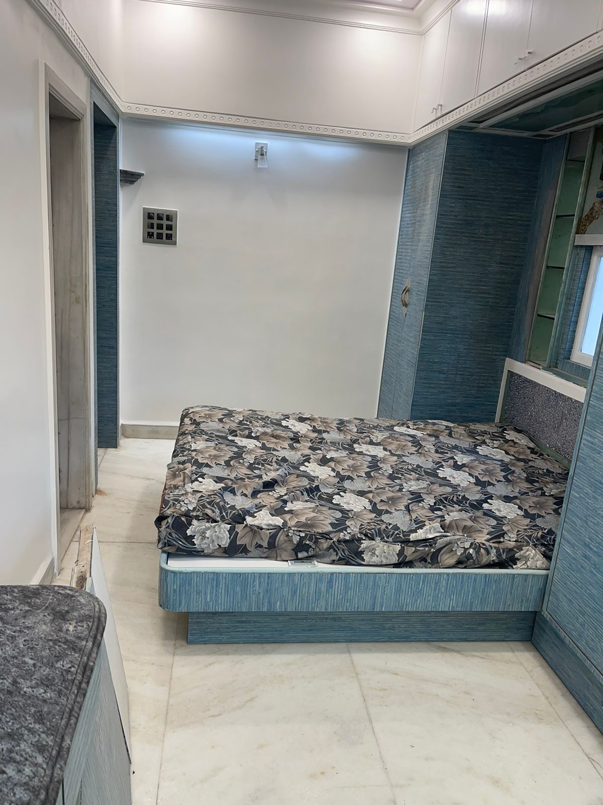 3 BHK Furnished in Prakash Villa , Santacruz West