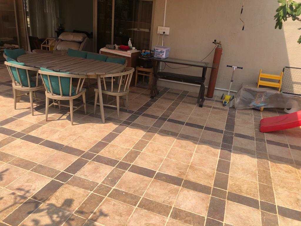 24 - Sudhama Niwas, Khar West