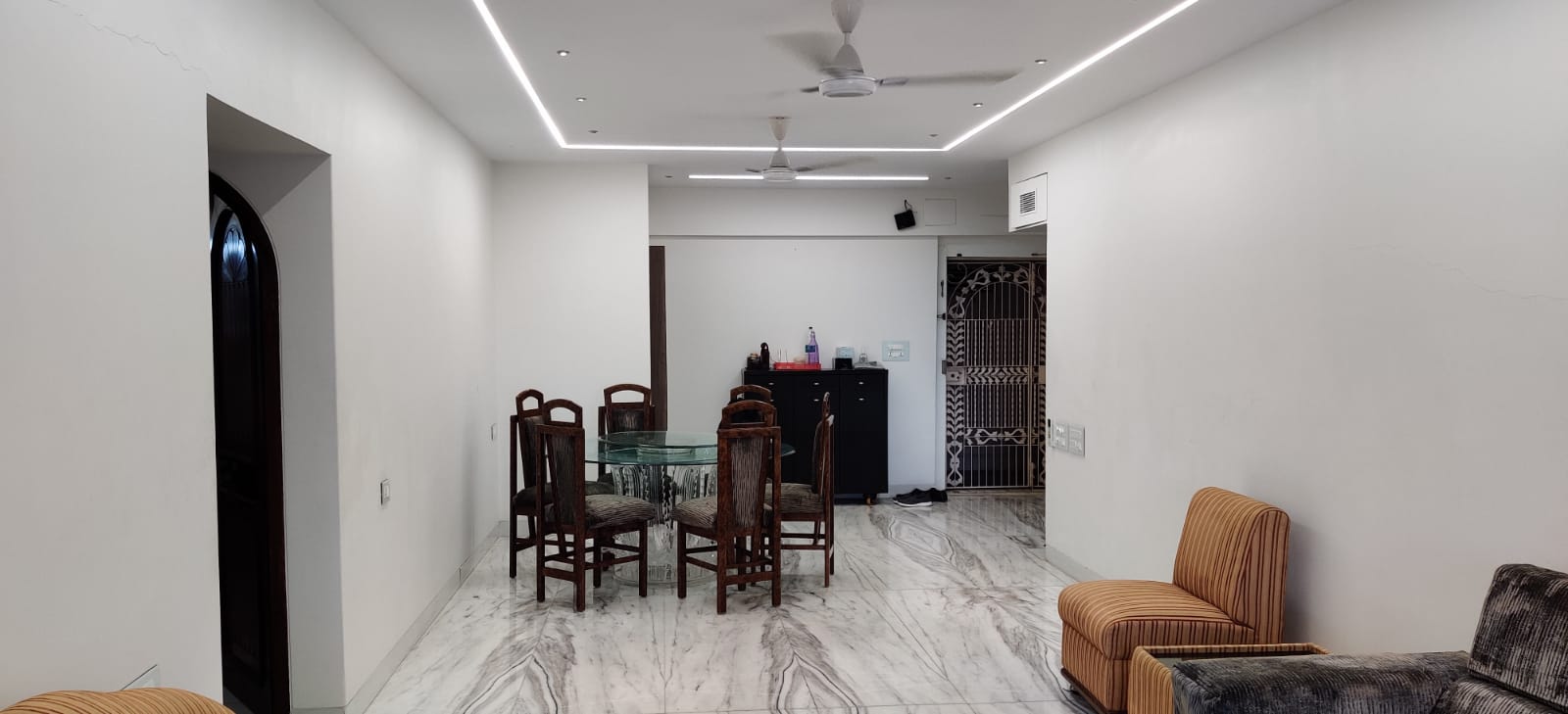 4 - Sunflower, Cuffe Parade