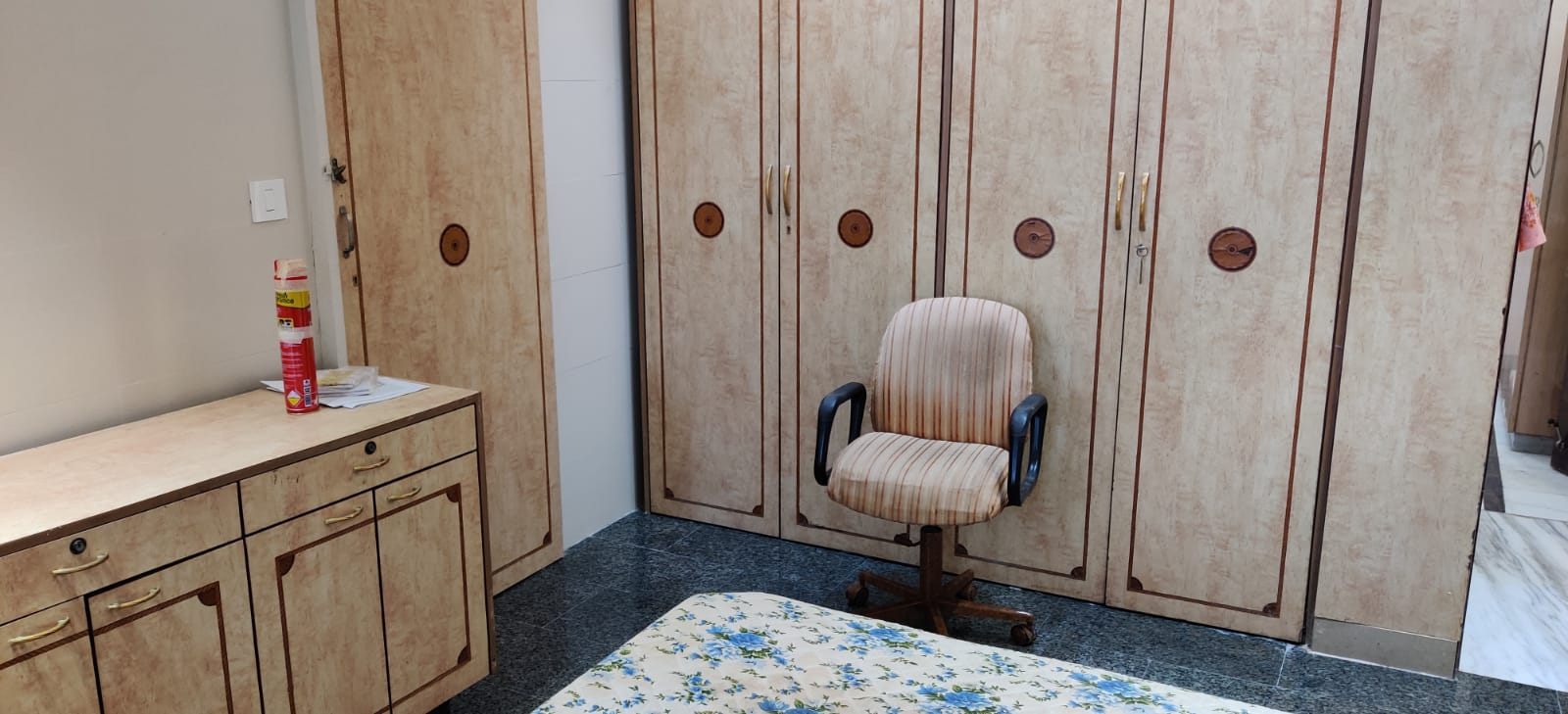 8 - Sunflower, Cuffe Parade