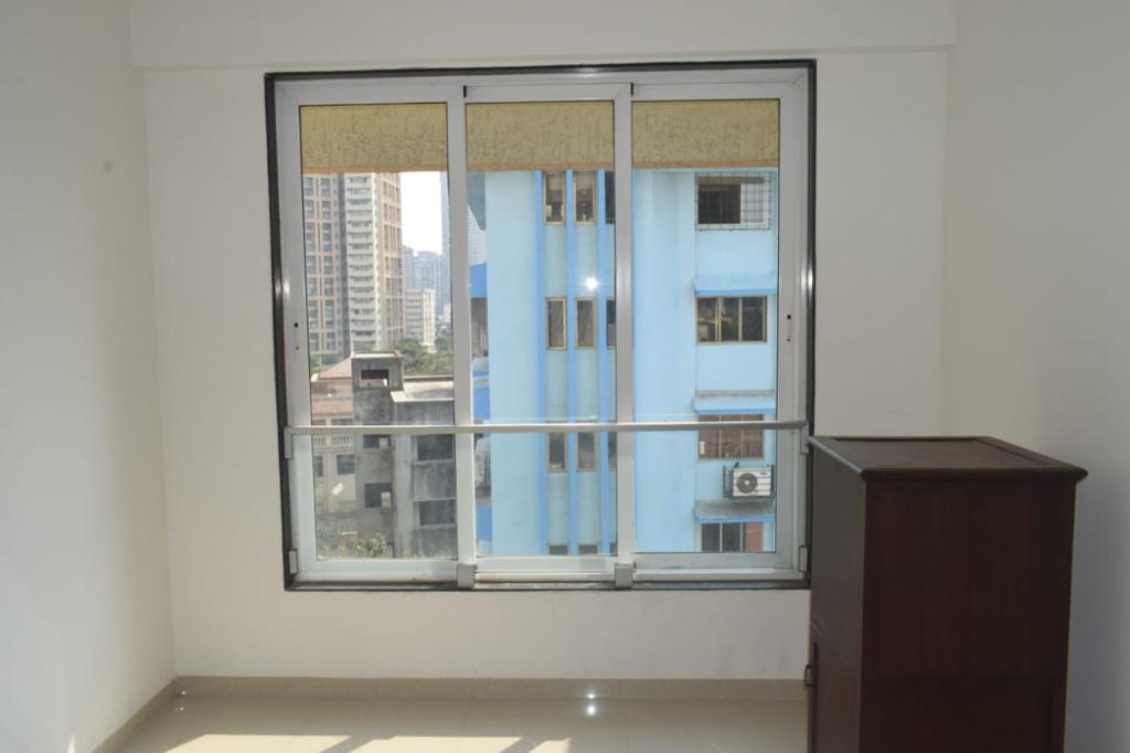 9 - Mittal Aristo, Parel