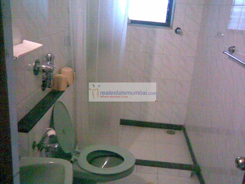 Master Bathroom - Maudestan, Bandra West