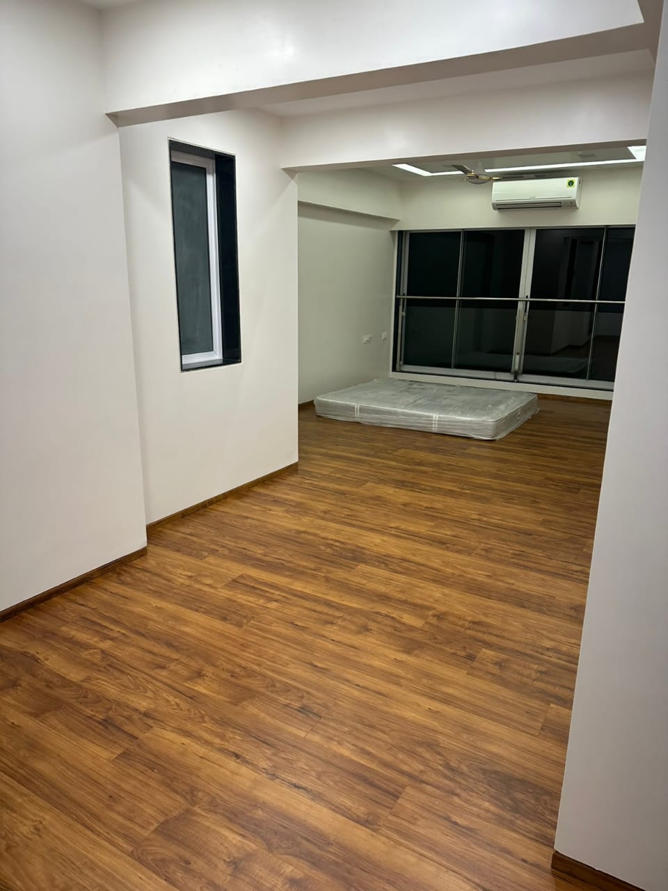 1 - Ocean 360, Walkeshwar