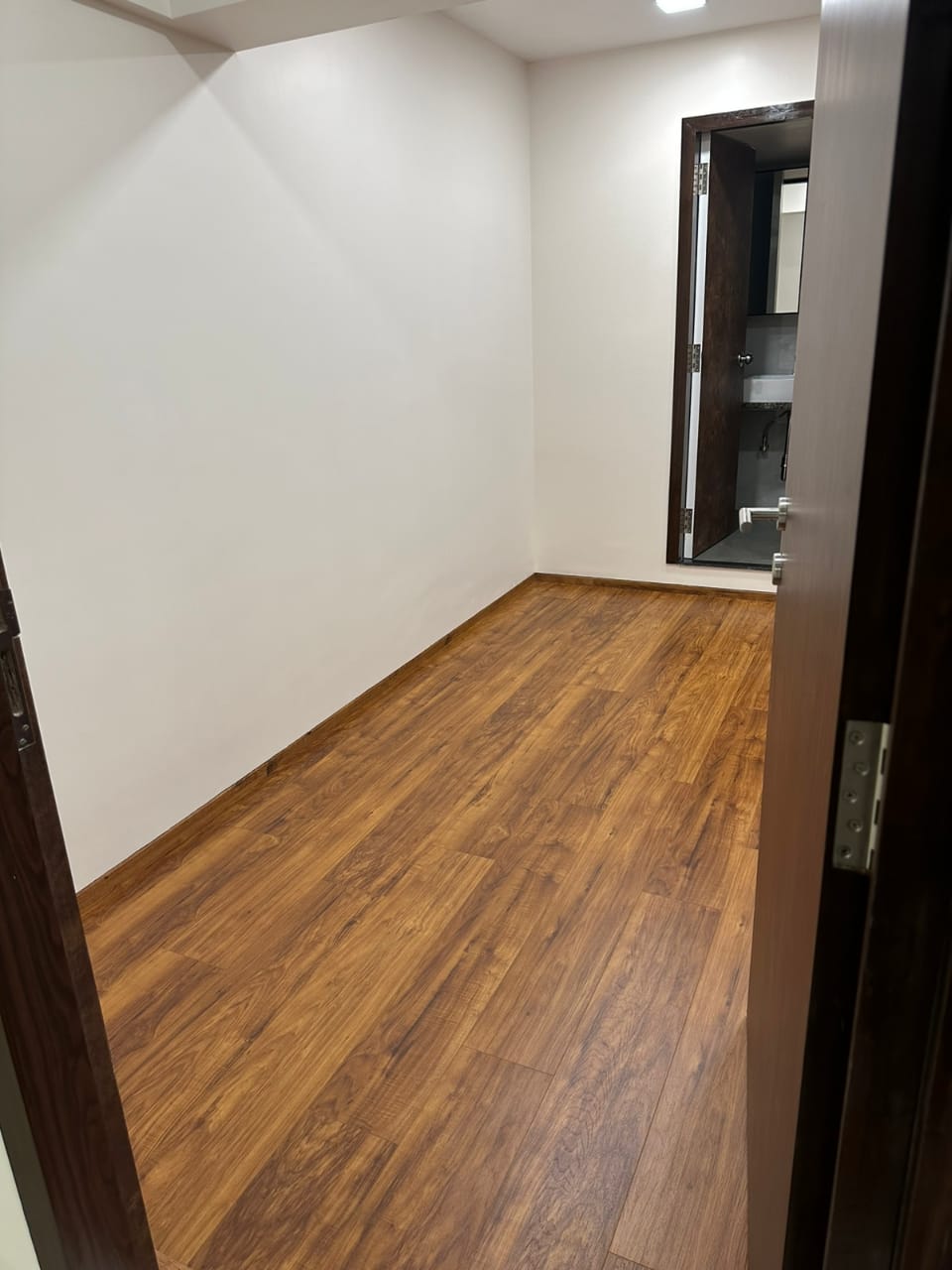 4 - Ocean 360, Walkeshwar