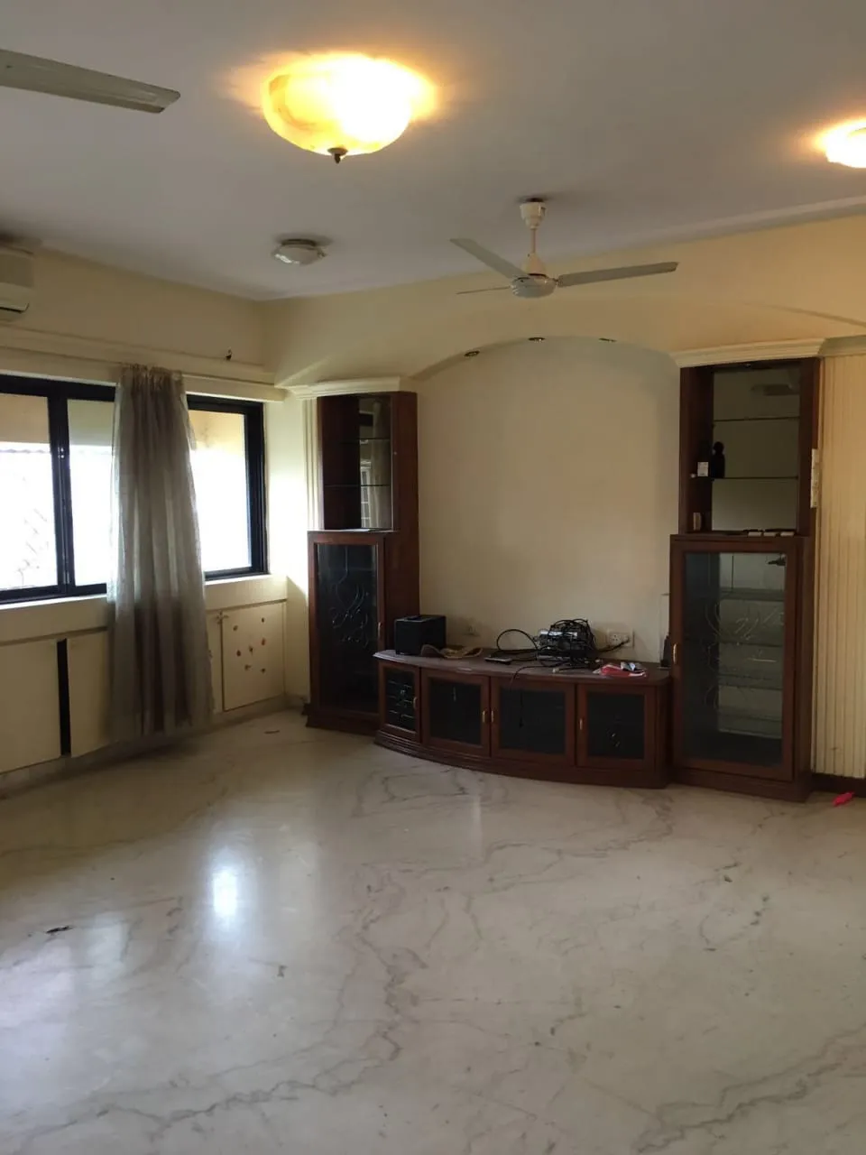4 BHK Flats for Sale in unique classic, Malad West
