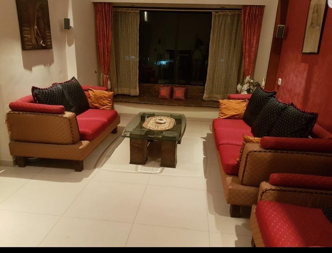 1 BHK Flats for Sale in Bunch Berry, Andheri West