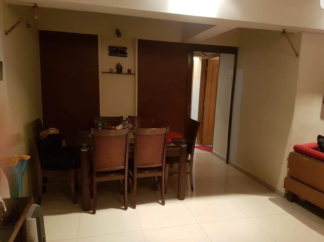 1 BHK Flats for Sale in Bunch Berry, Andheri West