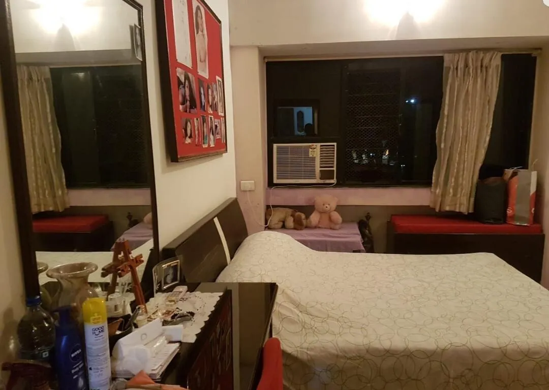 1 BHK Flats for Sale in Bunch Berry, Andheri West