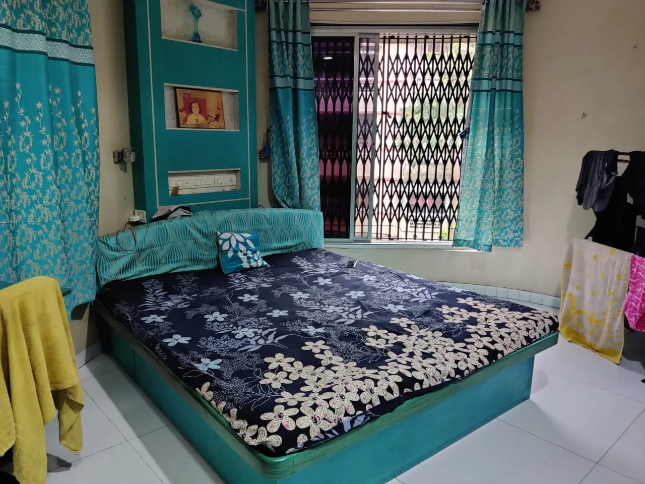 2 BHK Flats for Sale in Shreyas Apartment, Tardeo