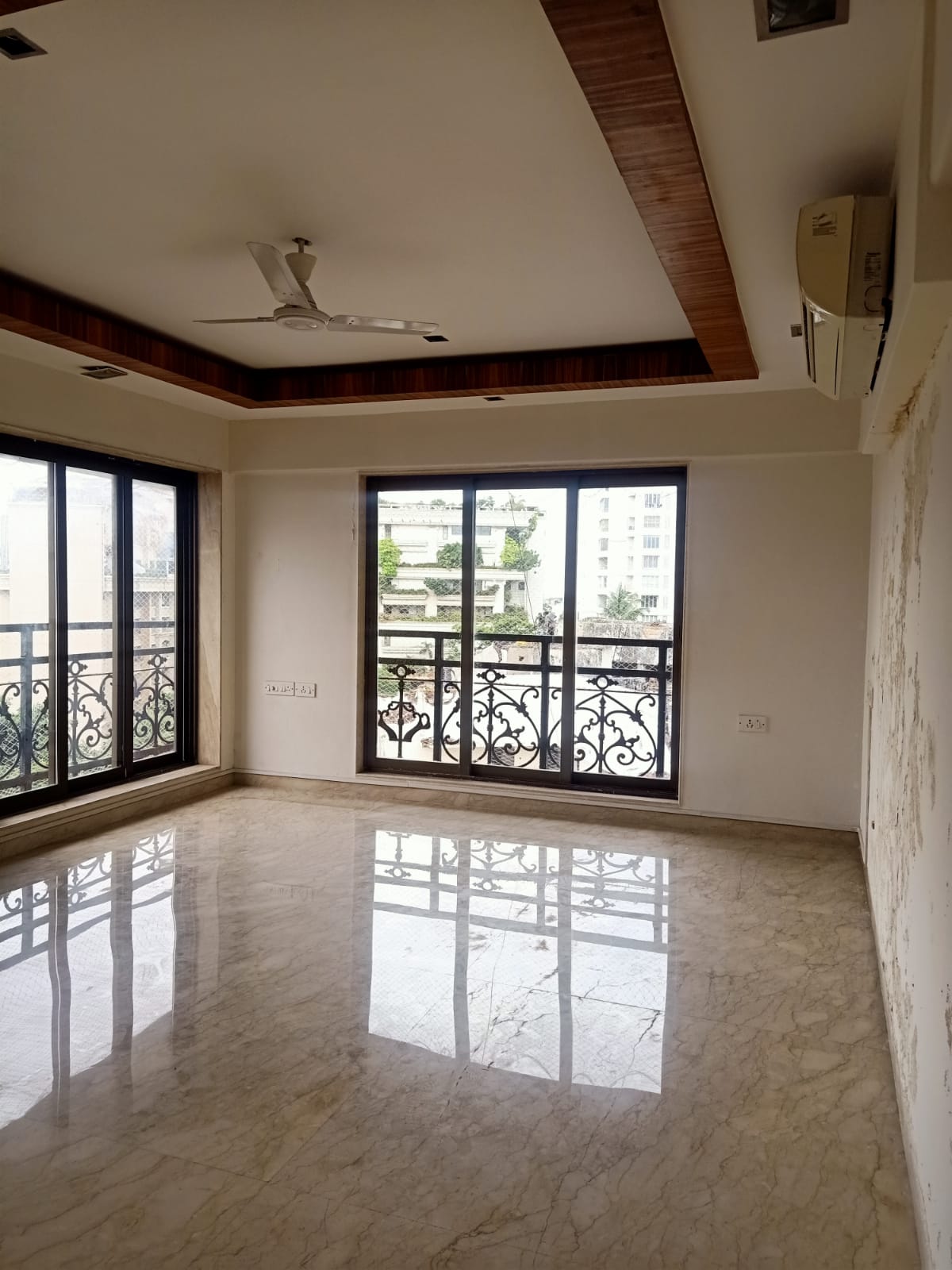 6 - Kukreja Heights, Bandra West