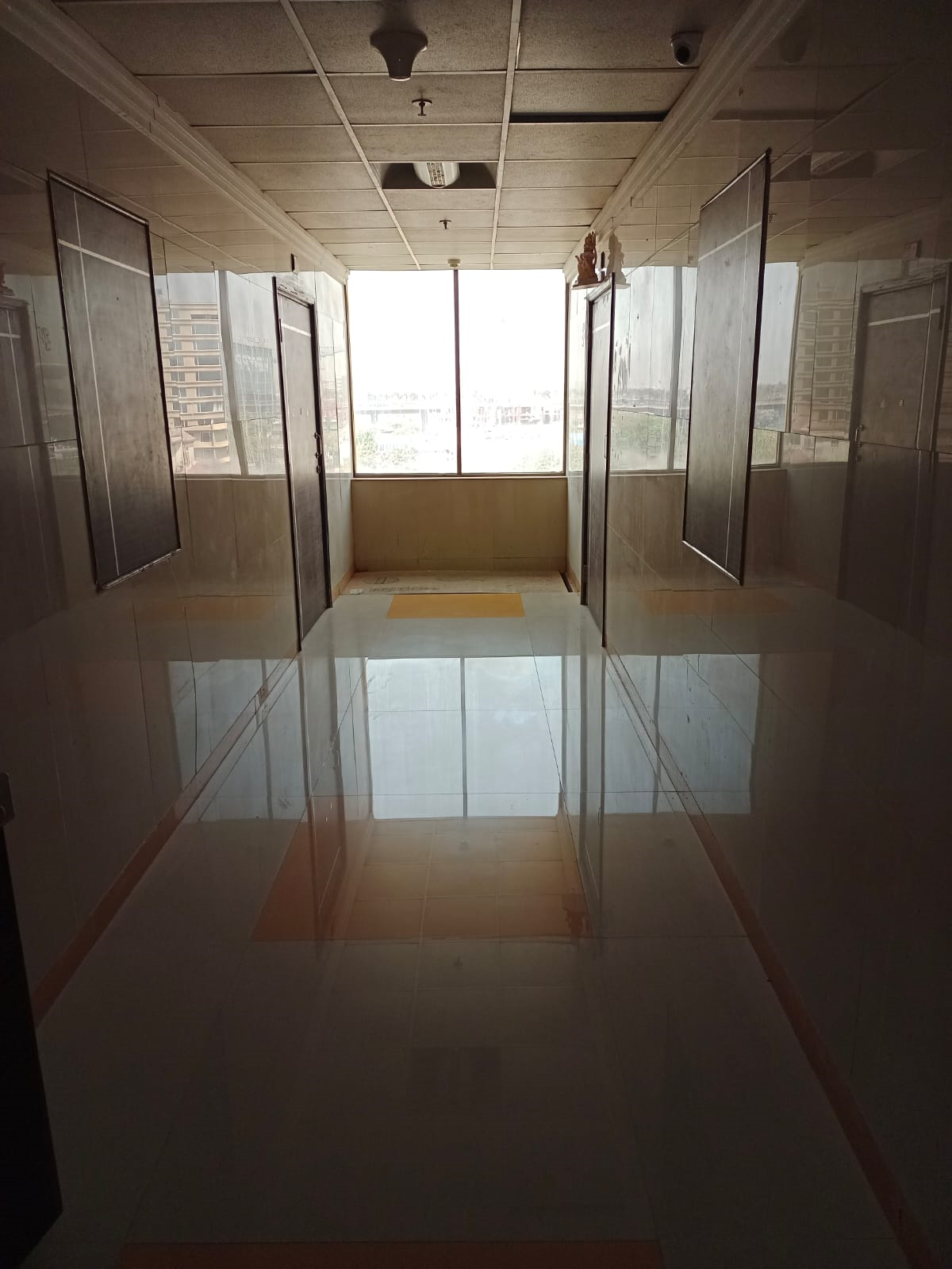 Office Space Fully Furnished in The Crescent Business Park , Andheri East