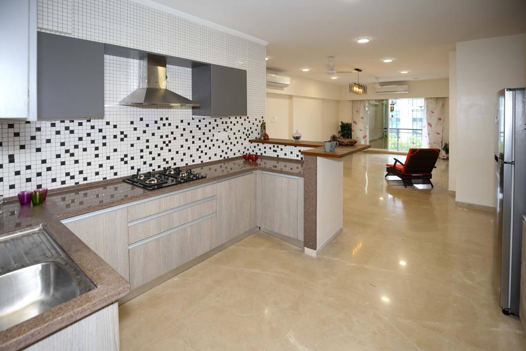 4 - Dheeraj Insignia, Santacruz East