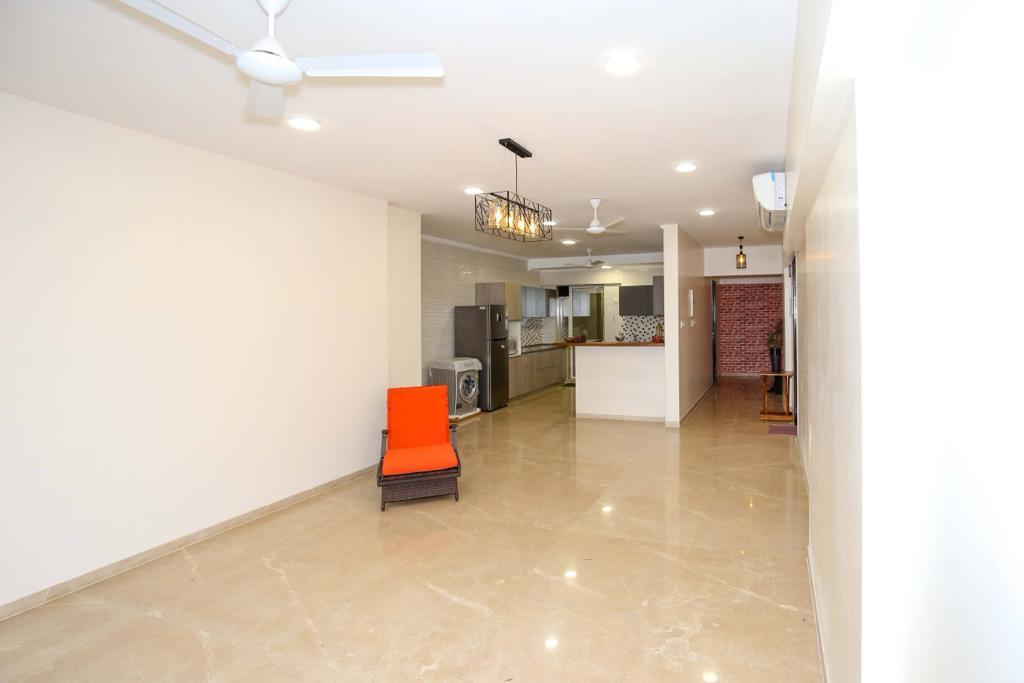 5 - Dheeraj Insignia, Santacruz East