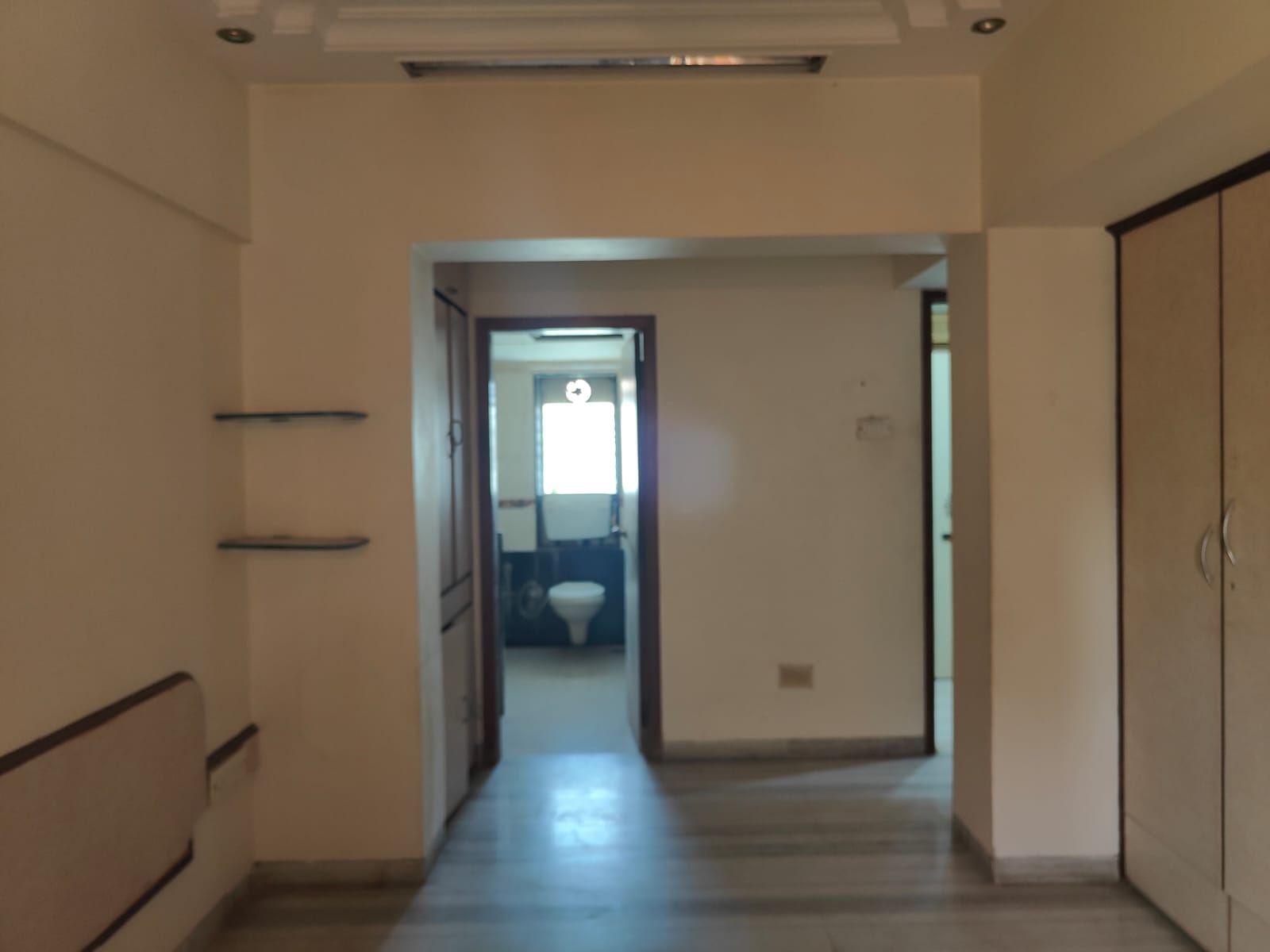 11 - Vaikunth, Andheri West