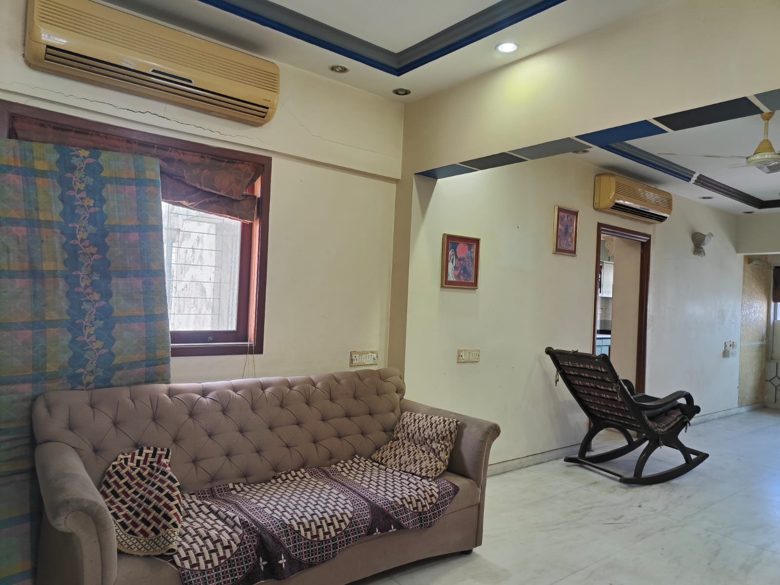 12 - Vaikunth, Andheri West