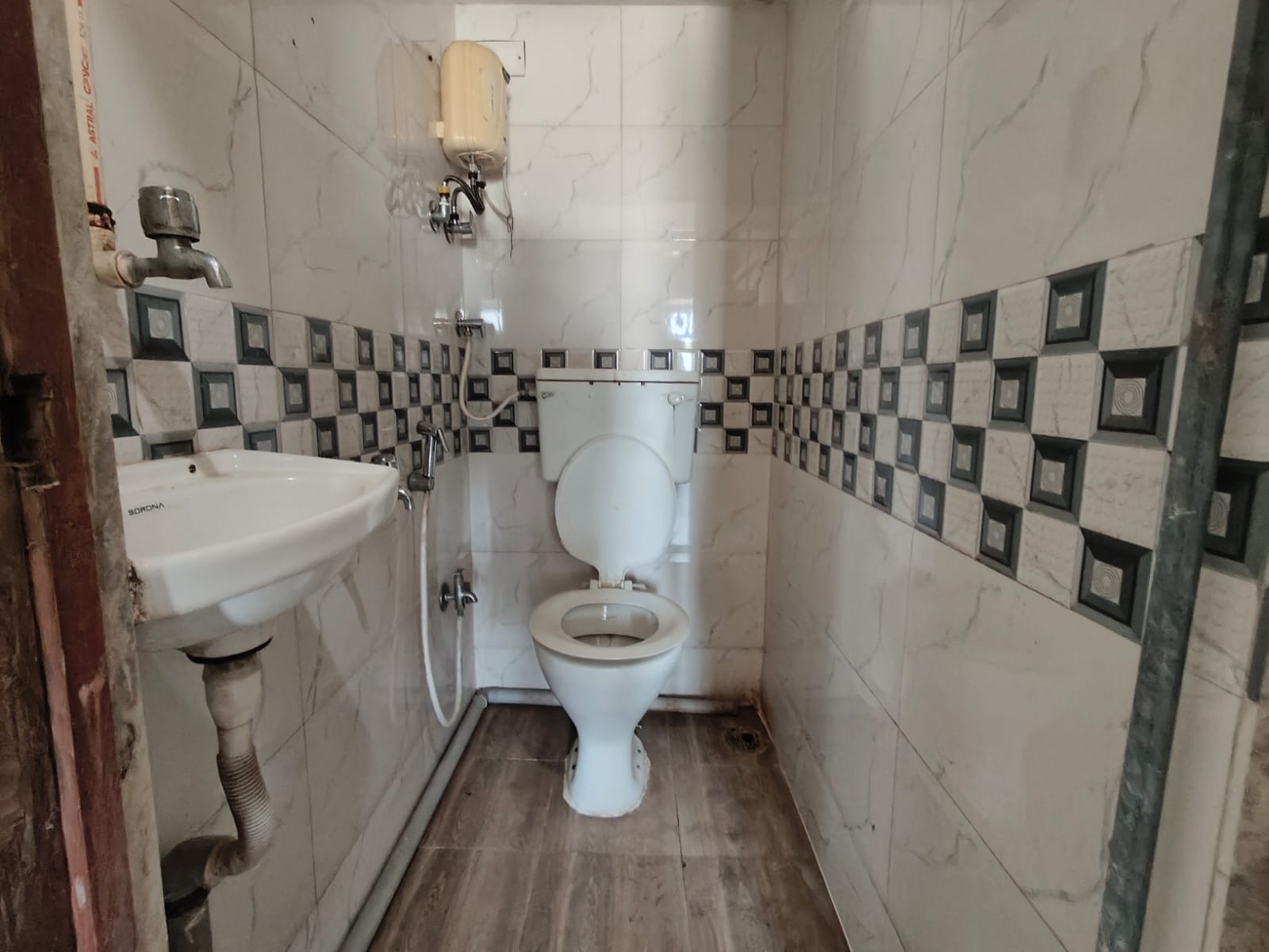 16 - Vaikunth, Andheri West