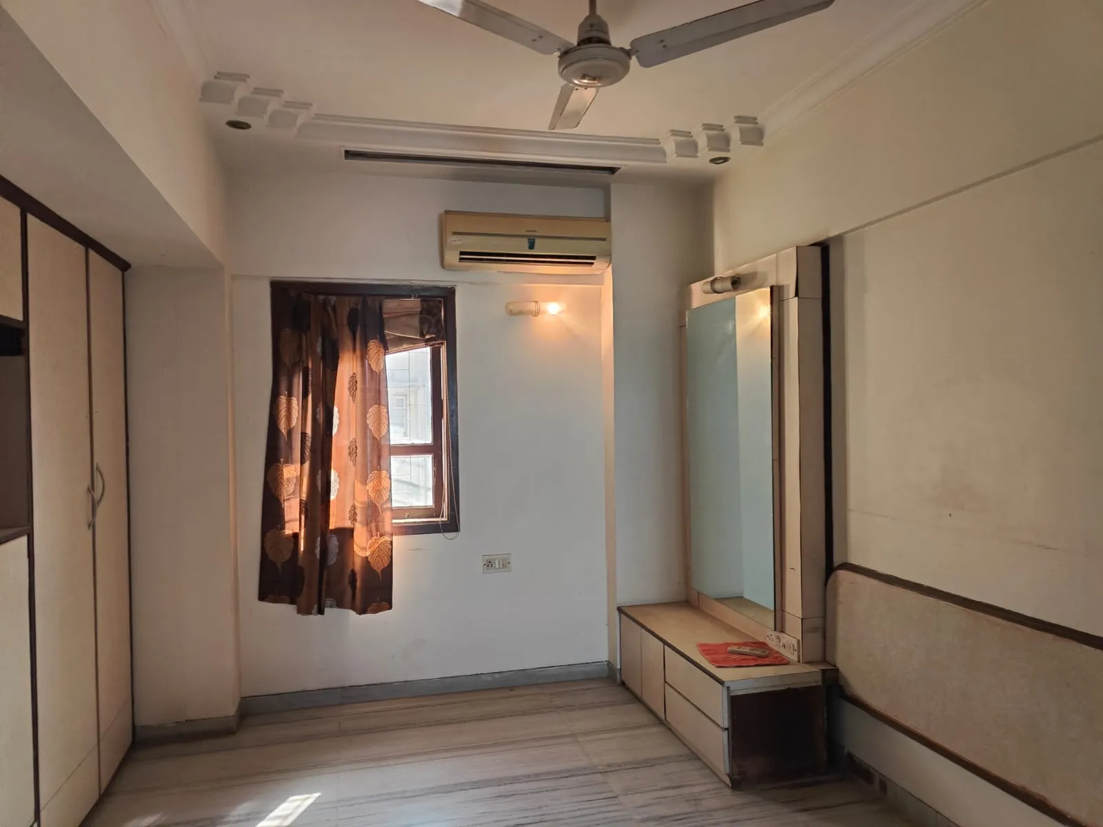 1 BHK Flats for Sale in Vaikunth, Andheri West