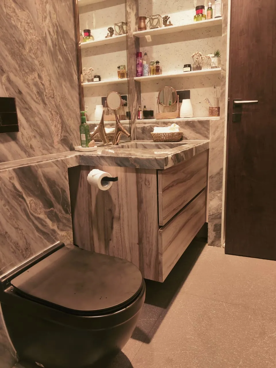 4 BHK Flats on Rent in Vinca, Powai