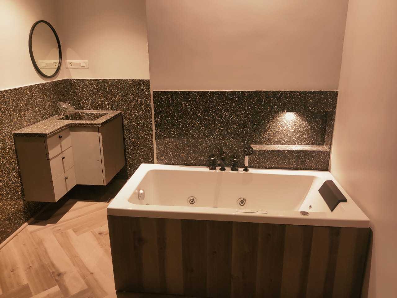 6 BHK Vinca, Powai — for Rent — photo 3