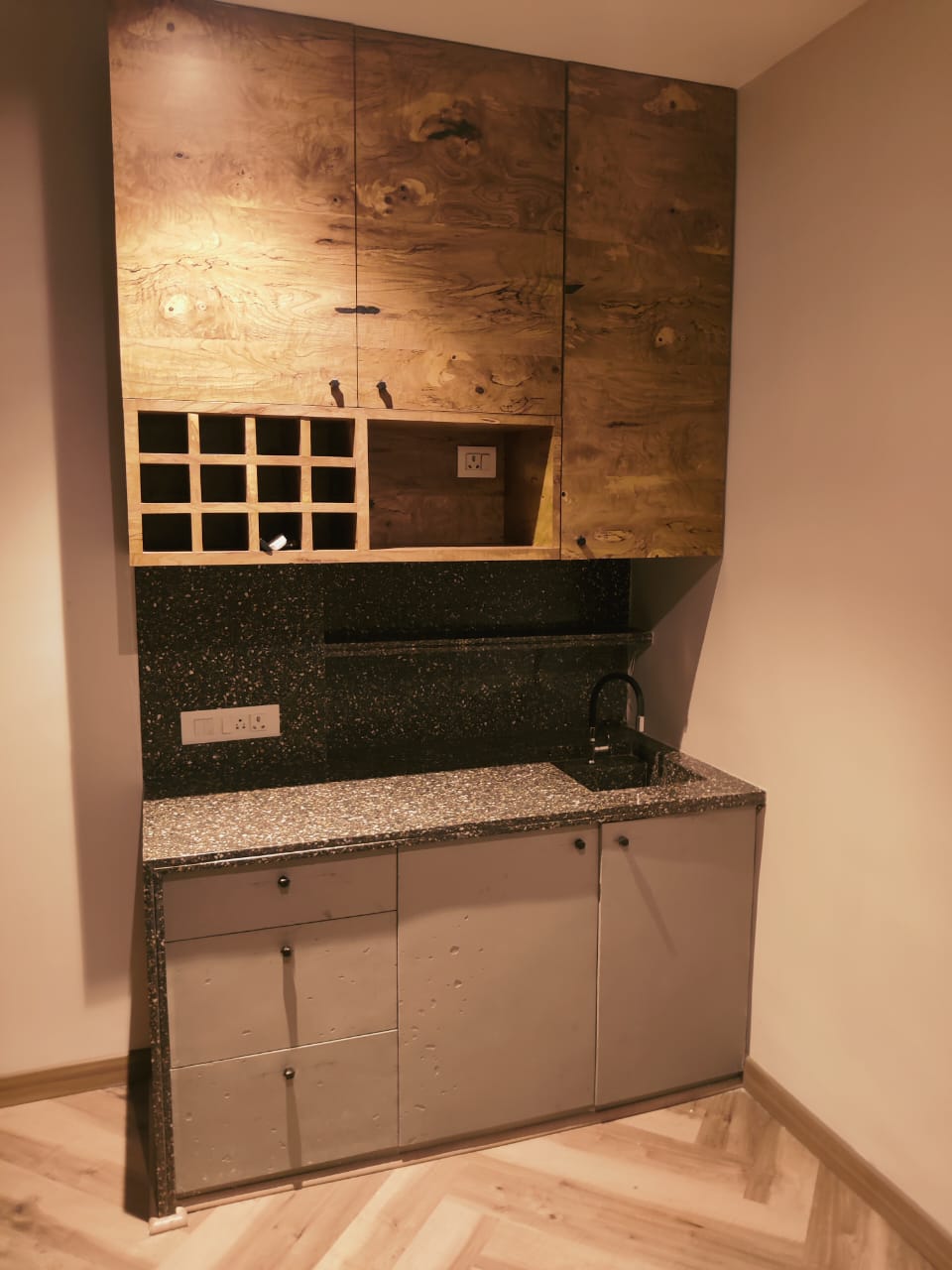 6 BHK Vinca, Powai — for Rent — photo 9