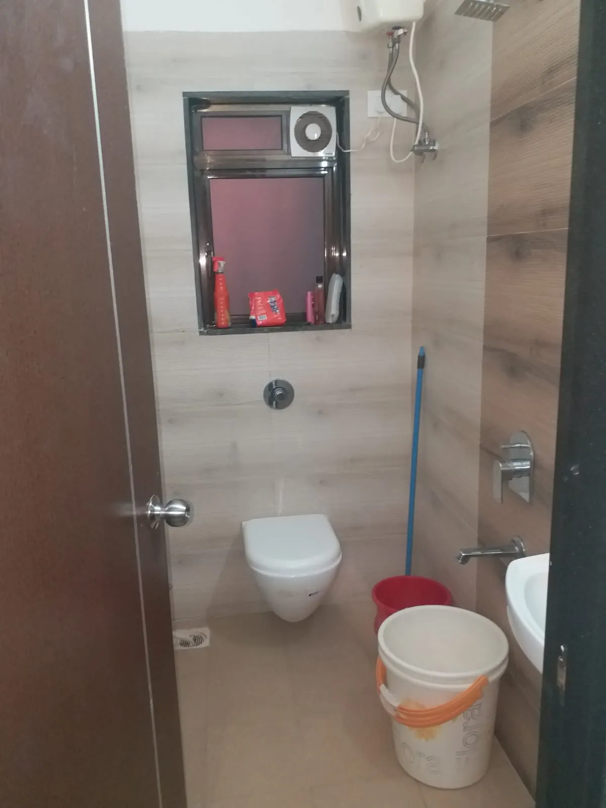 2 BHK Flats for Sale in Andheri Ekta, Andheri West