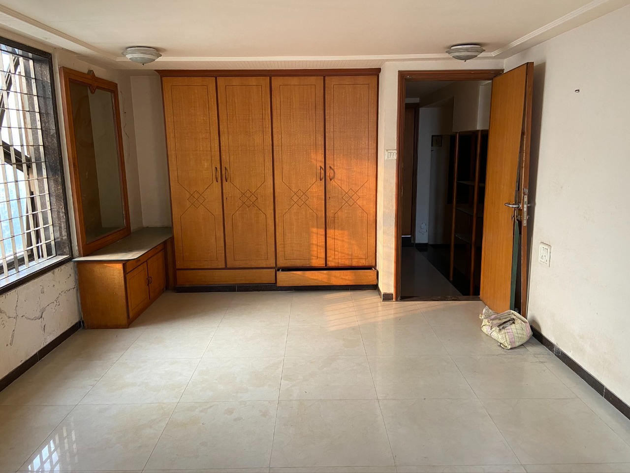 3 BHK Marathon Height, Lower Parel — for Rent