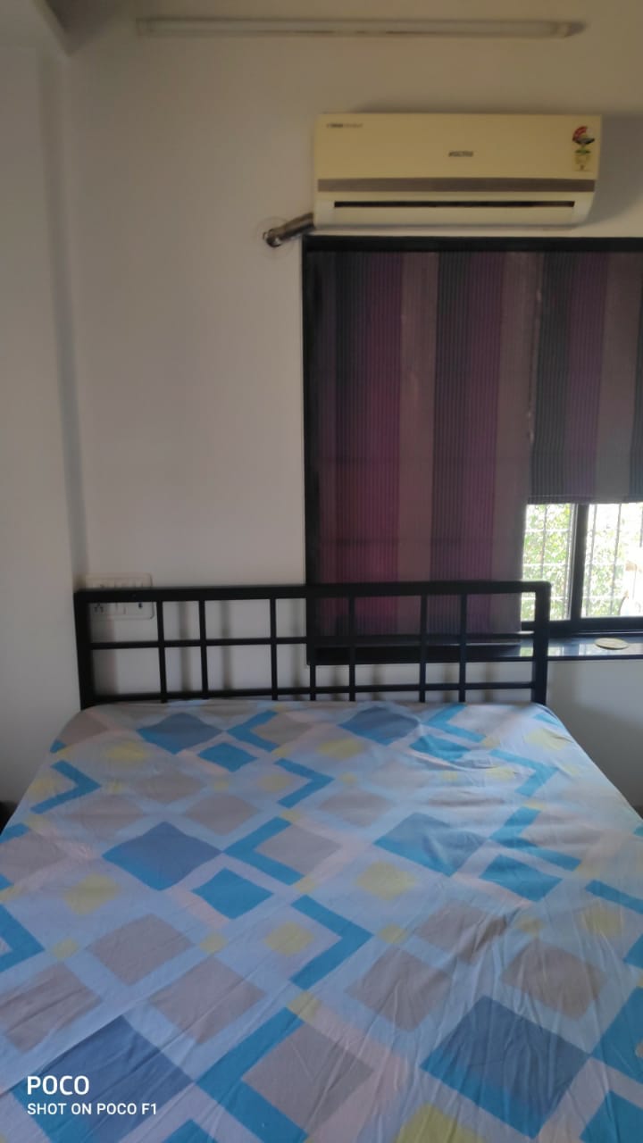 5 - New Pushpa Milan, Worli