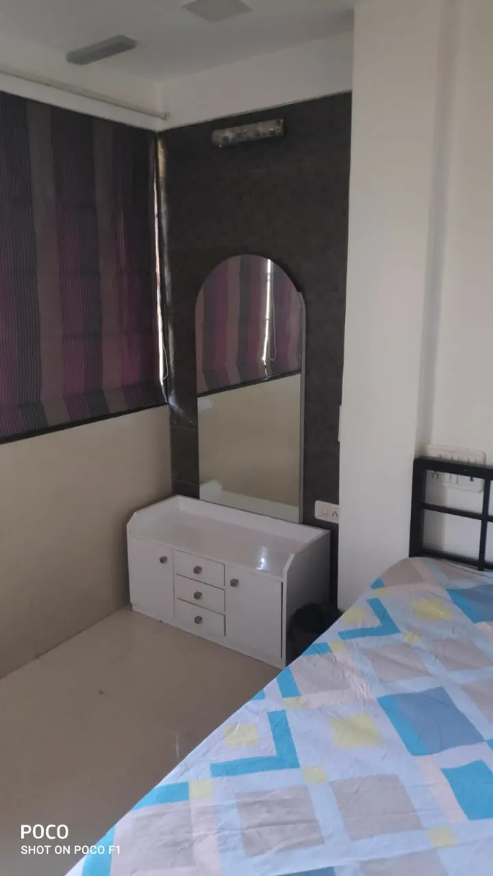 2 BHK Flats on Rent in New Pushpa Milan, Worli