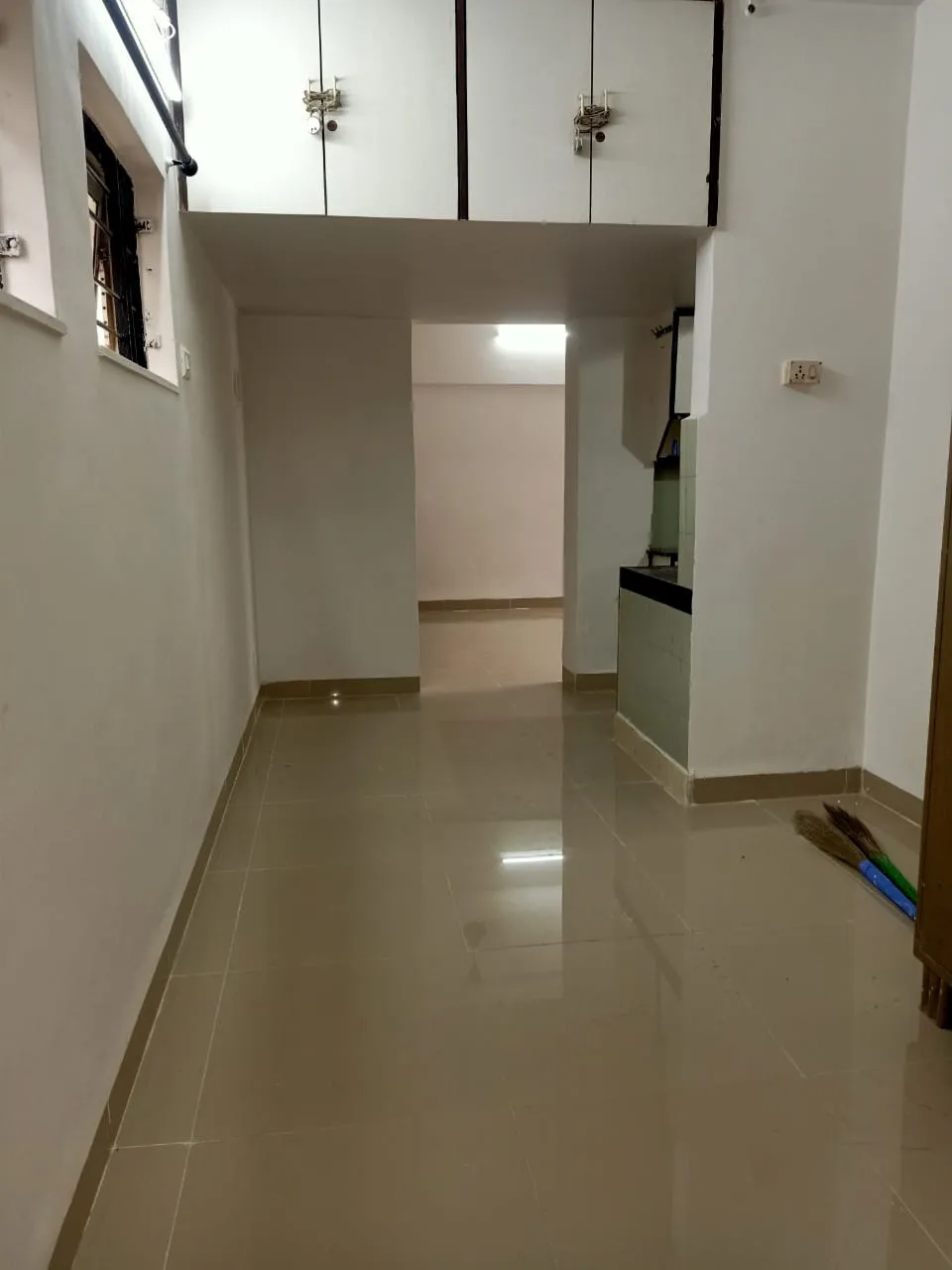 2 BHK Flats on Rent in Amity chs, Andheri West