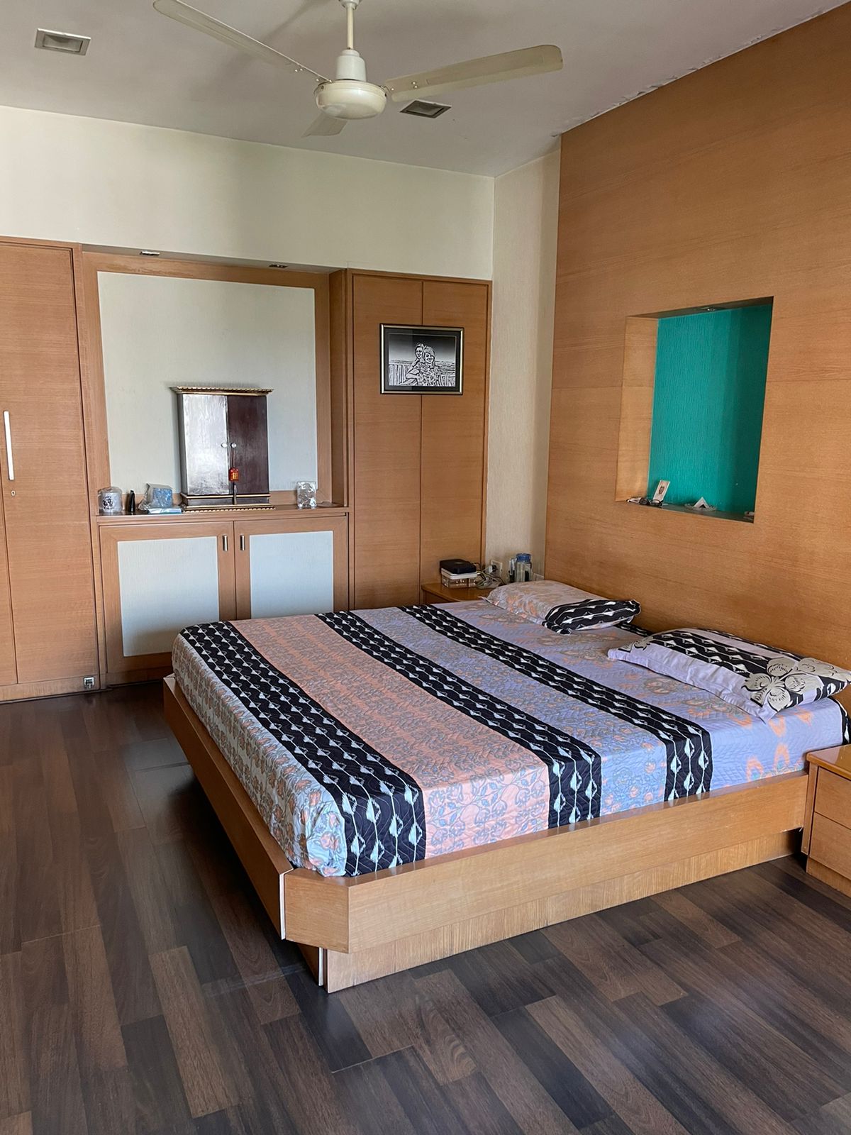 6 - Basant Apartment, Cuffe Parade