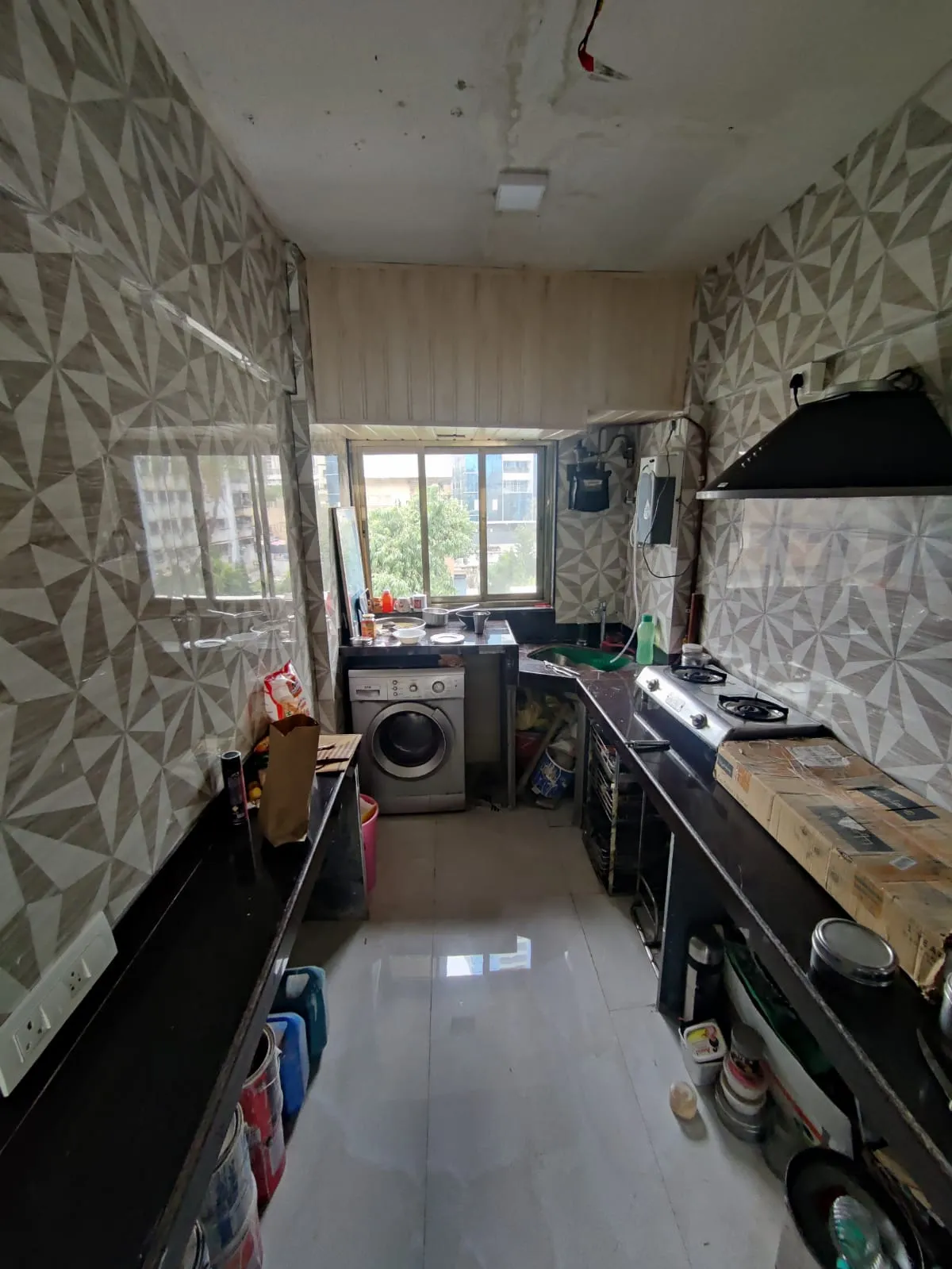 2 BHK Flats on Rent in Gold Coin, Tardeo