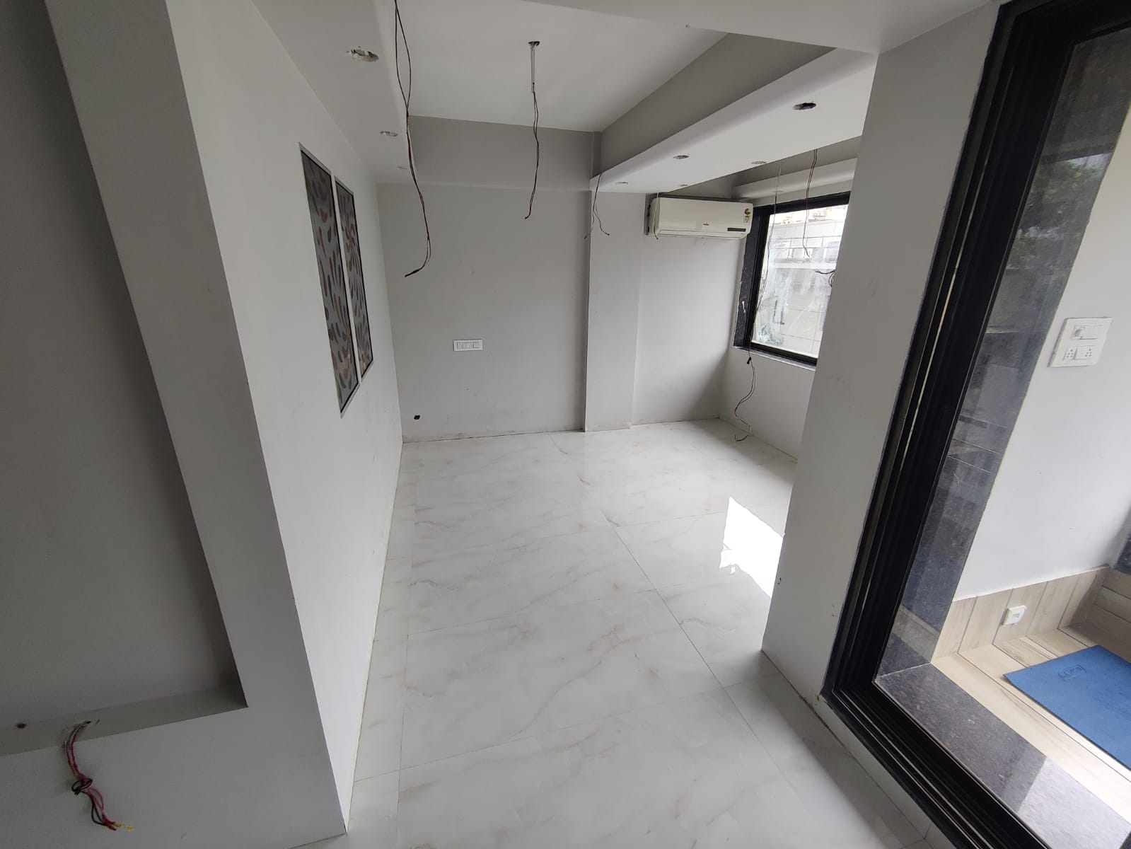 17 - Gold Coin, Tardeo