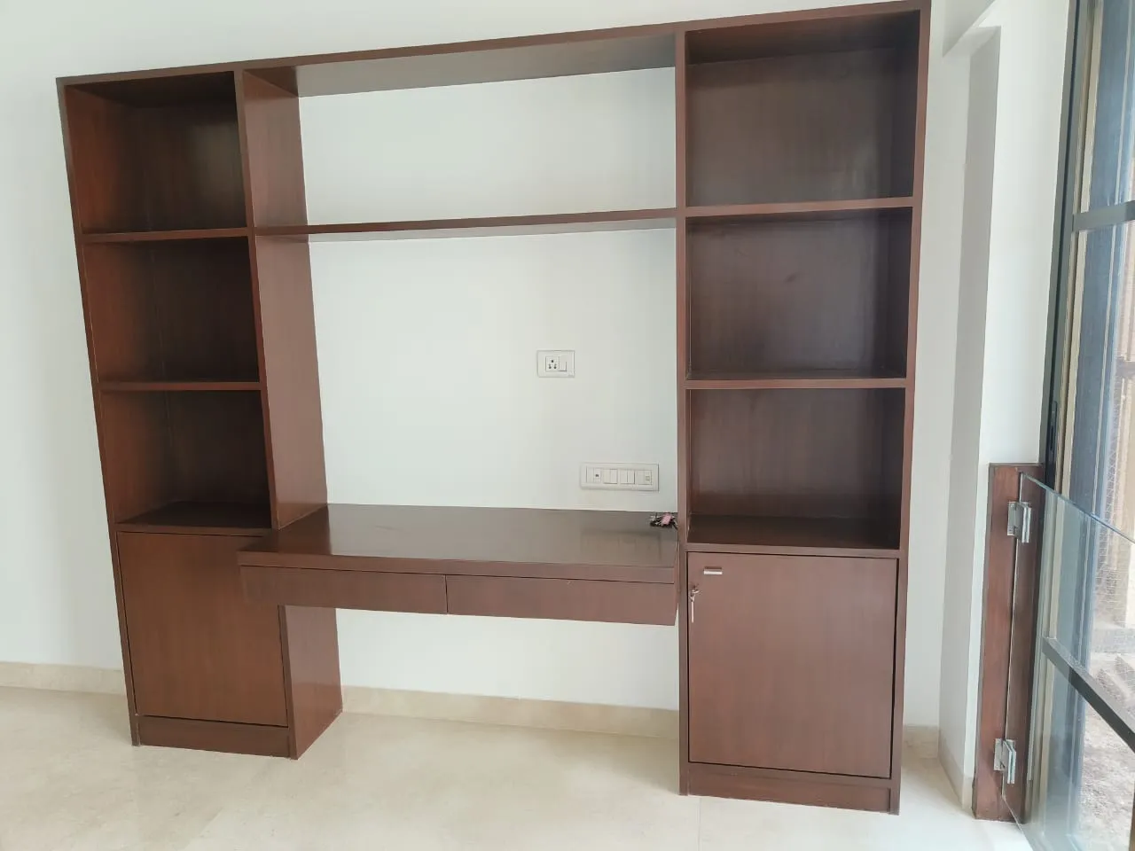 3 BHK Flats on Rent in Praneta, Juhu