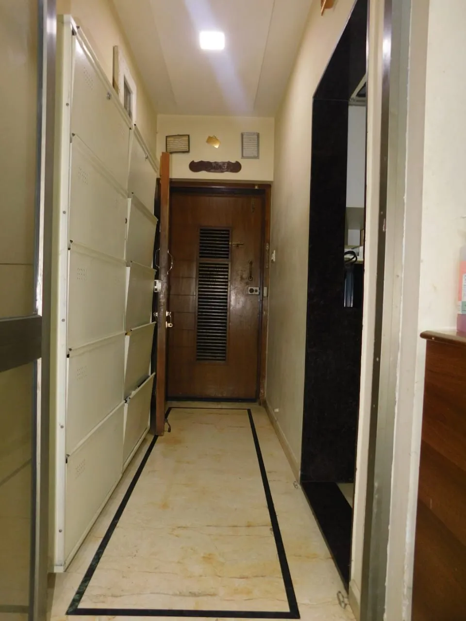 3 BHK Flats for Sale in RNA Classic, Santacruz West