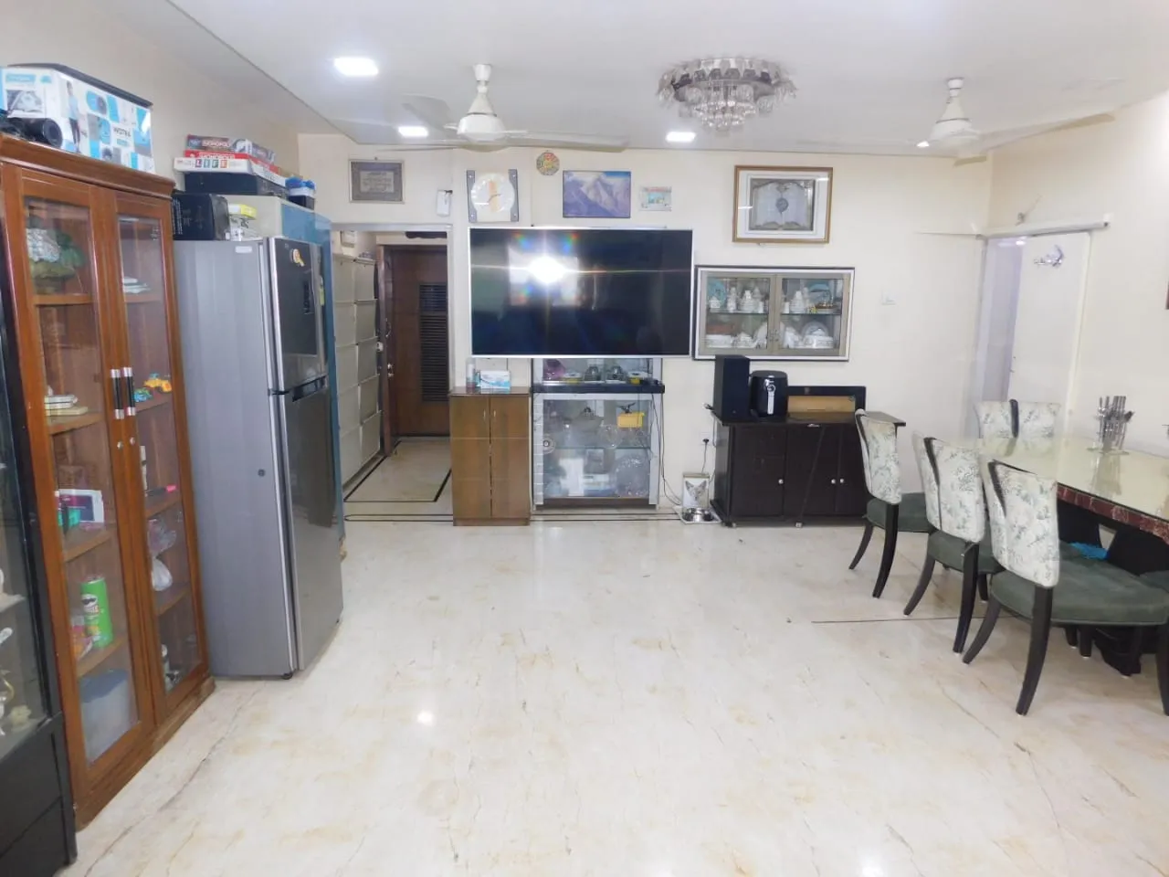 3 BHK Flats for Sale in RNA Classic, Santacruz West