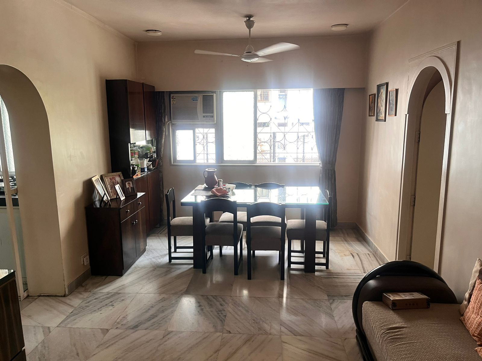 3 BHK Semi Furnished in Satnam Apartments , Cuffe Parade