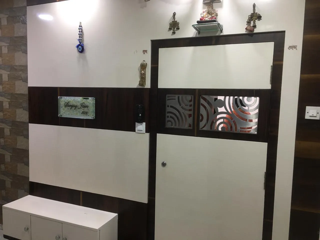 2 BHK Flats for Sale in Shatrunjay Tower, Parel