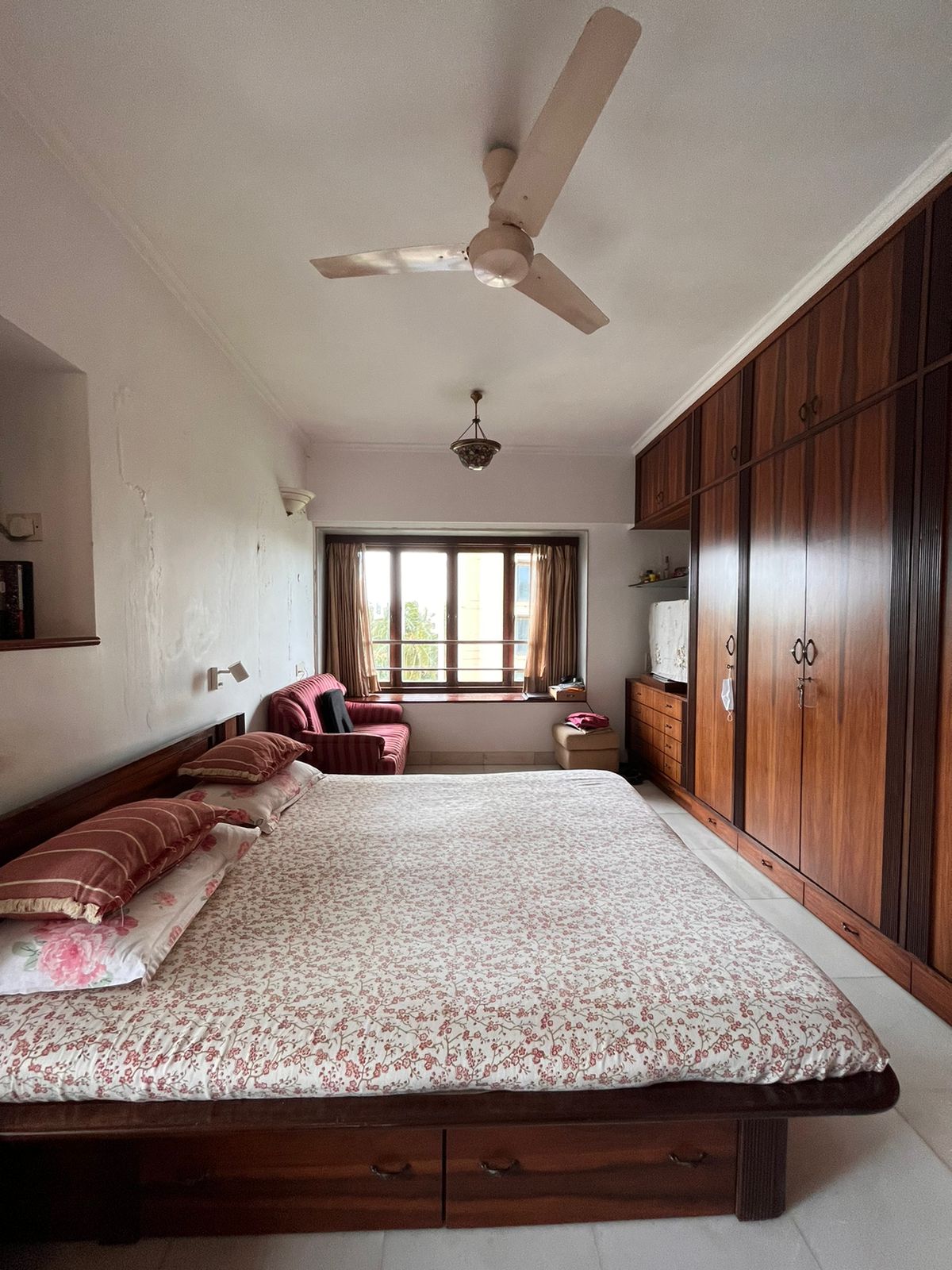 2 - Rashmi Building, Bandra West