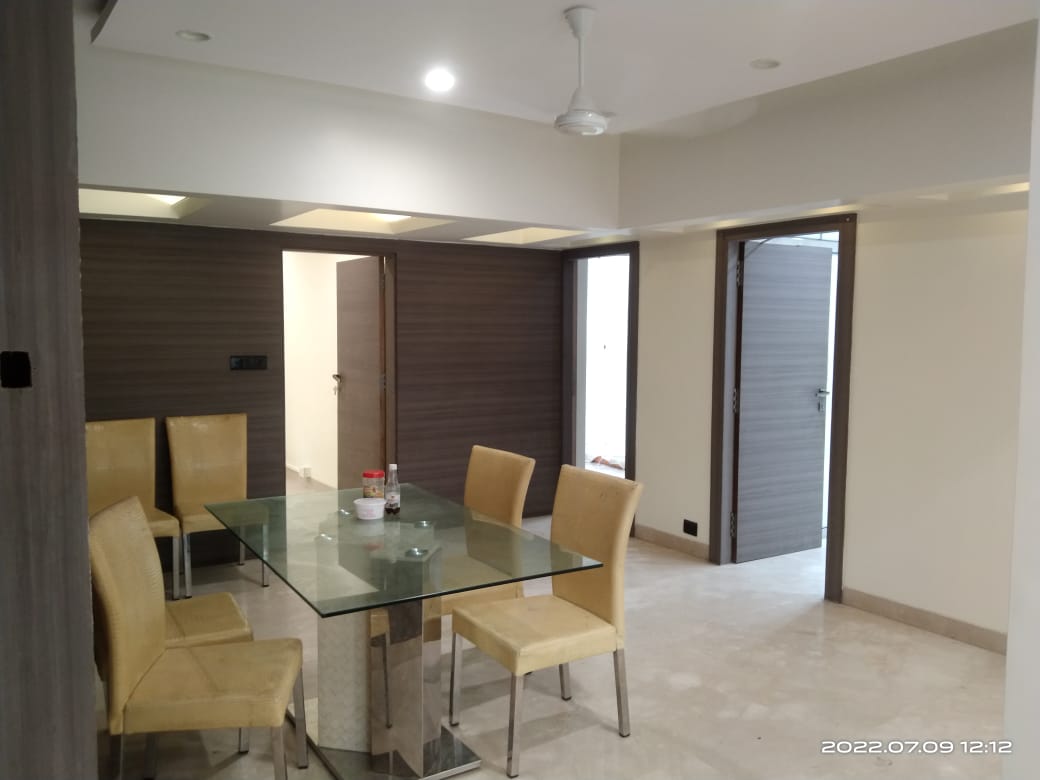 12 - Daffodils, Juhu