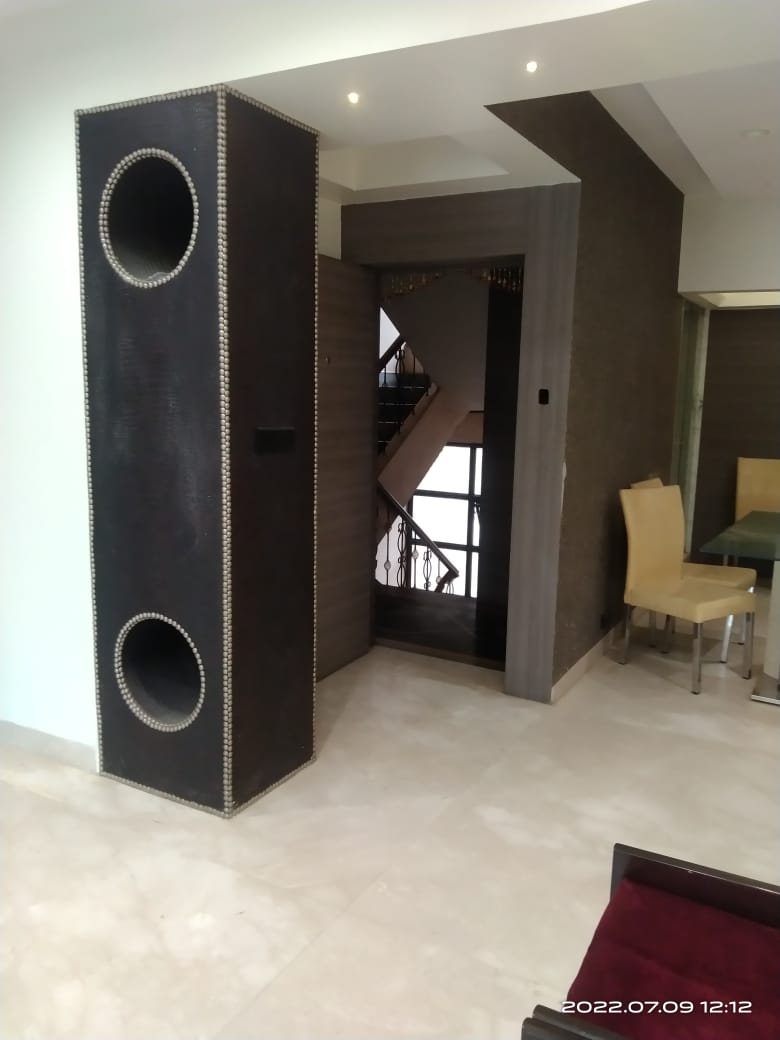 16 - Daffodils, Juhu