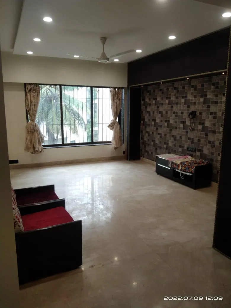 3 BHK Flats on Rent in Daffodils, Juhu