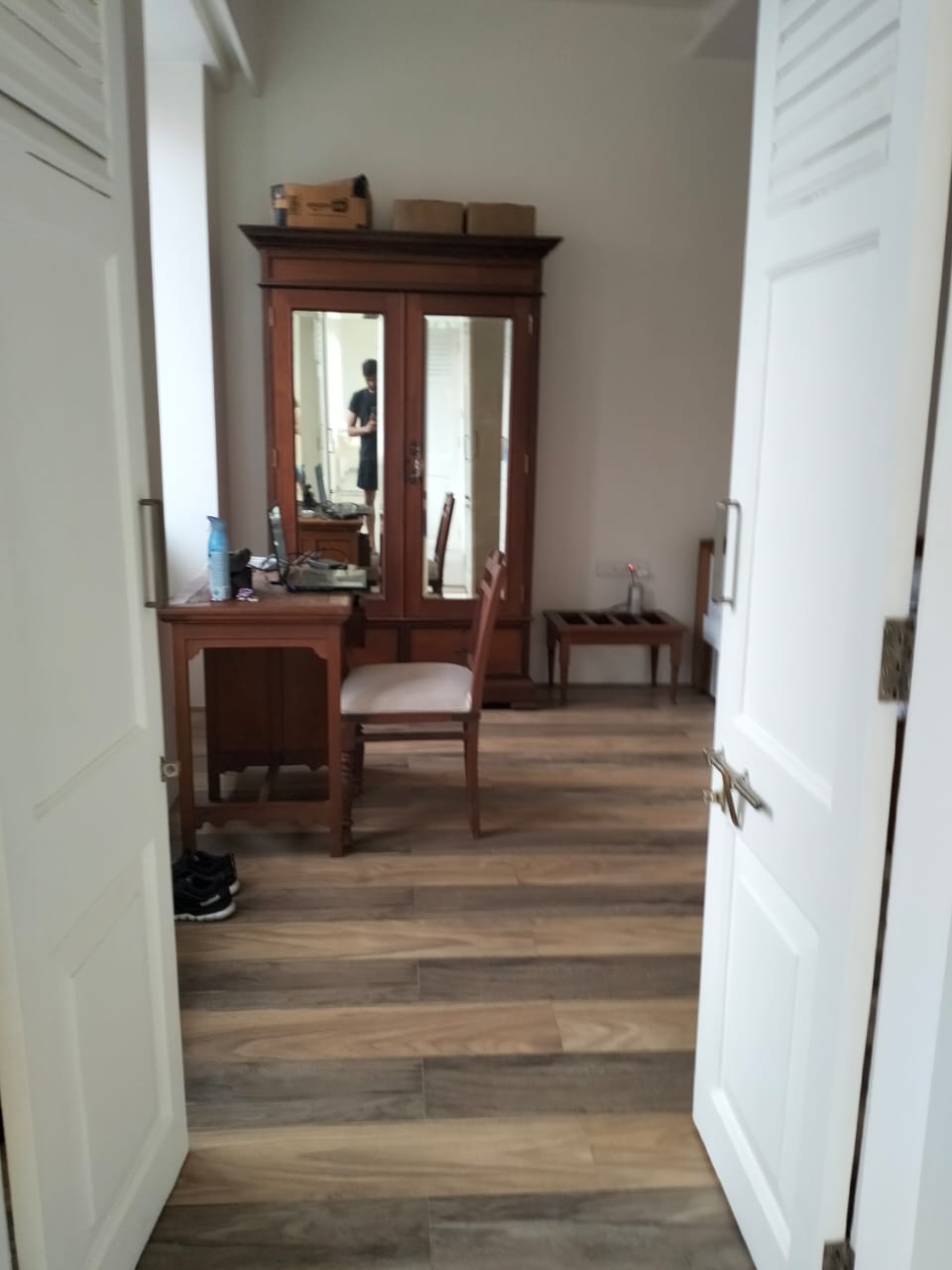 10 - Petit Mansion, Grant Road