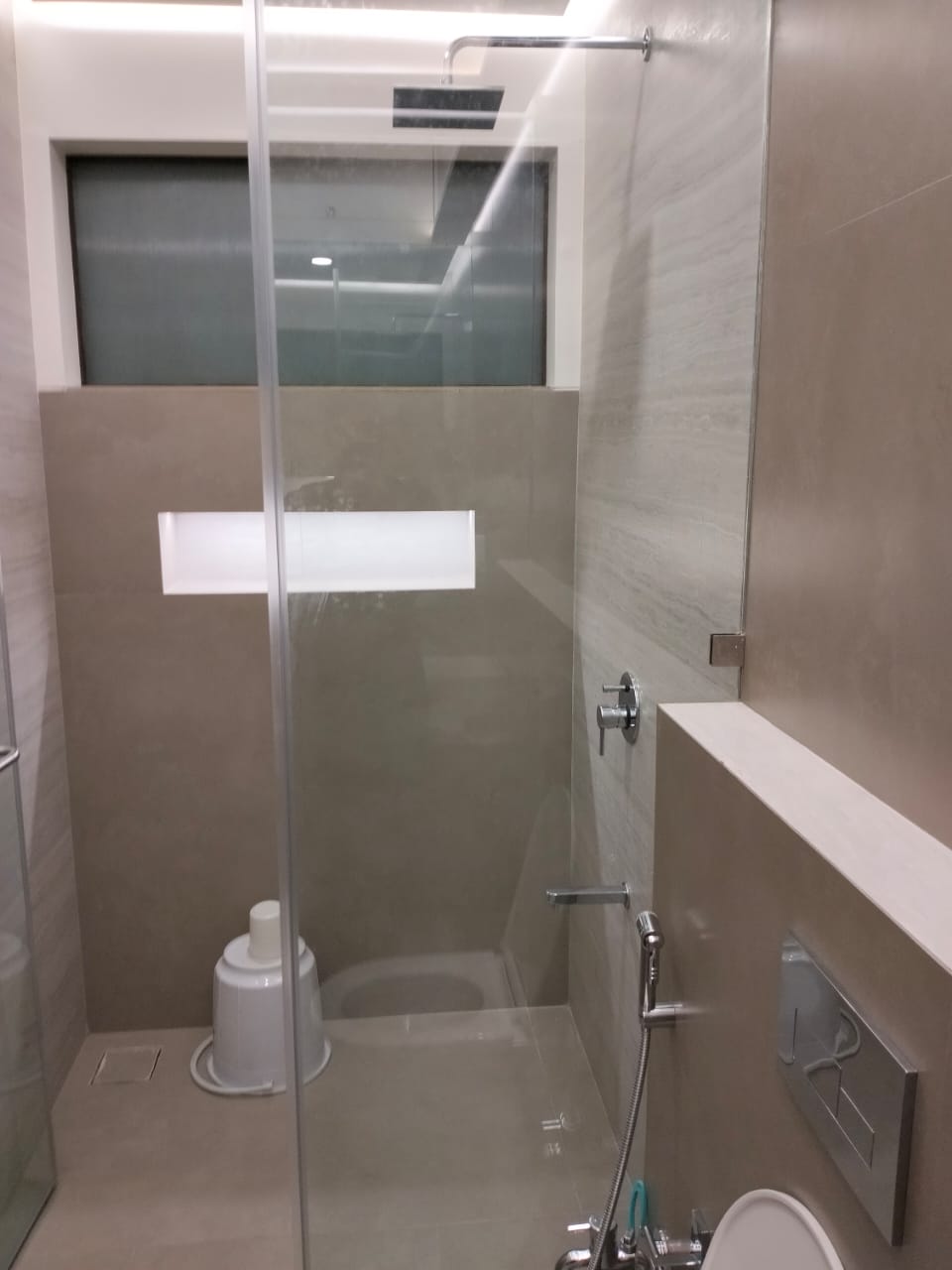 12 - Petit Mansion, Grant Road