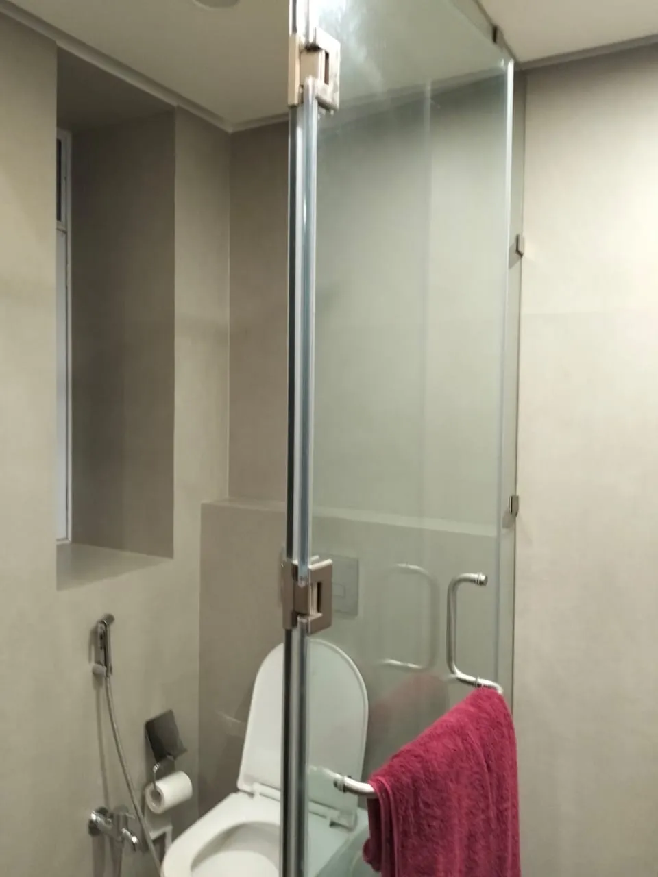 3 BHK Flats on Rent in Petit Mansion, Grant Road