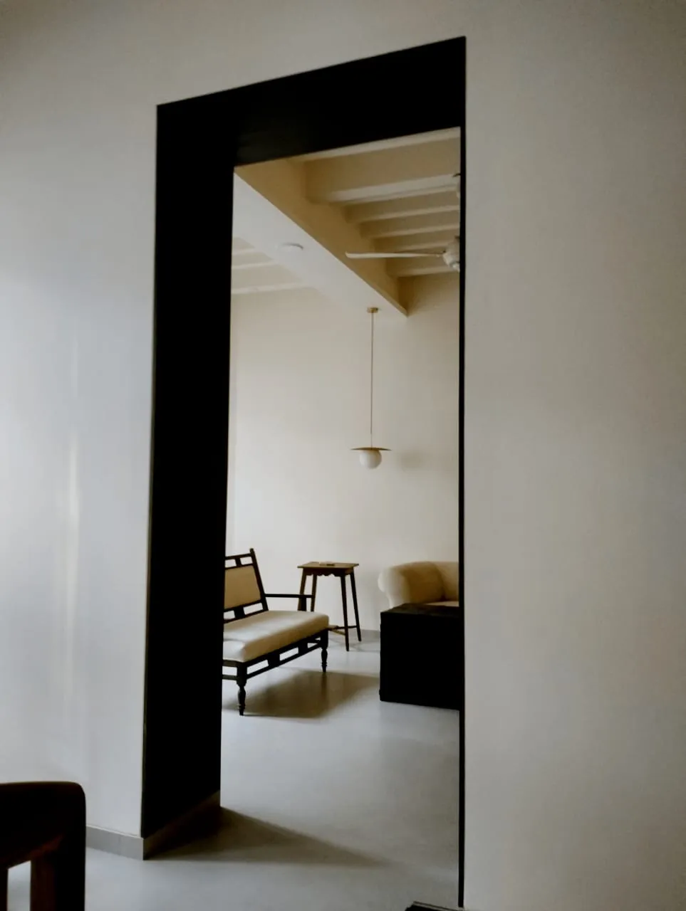 3 BHK Flats on Rent in Petit Mansion, Grant Road