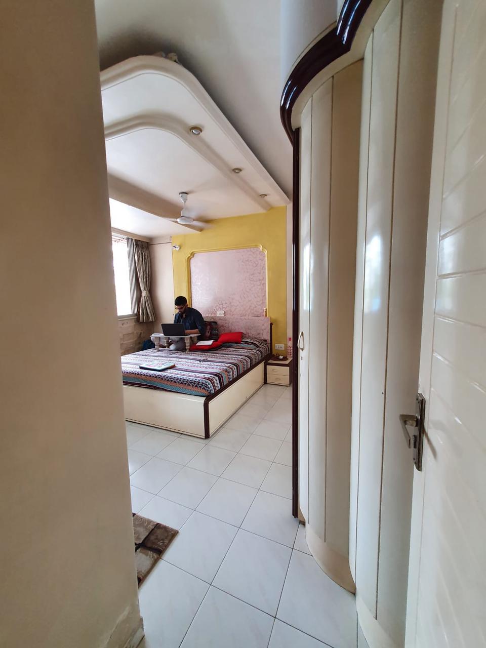 14 - Roop Mahal, Khar West