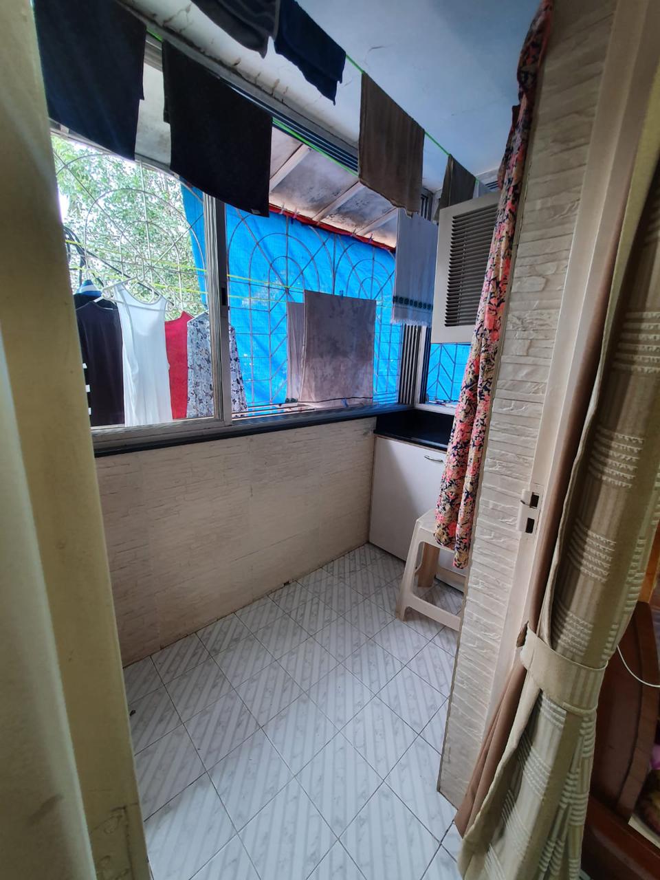 17 - Roop Mahal, Khar West