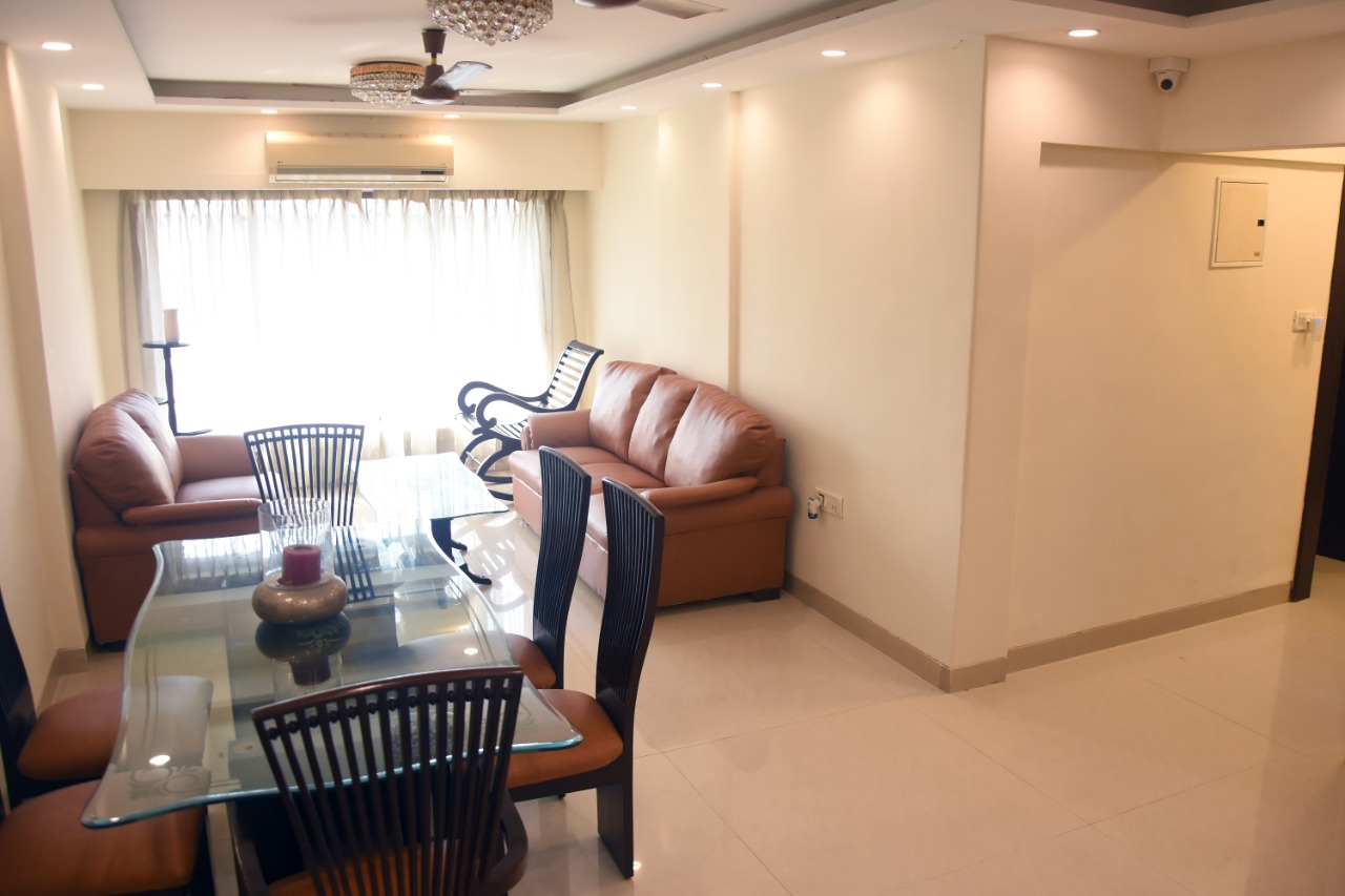 2 BHK Flats for Sale in Lok Nirman, Khar West