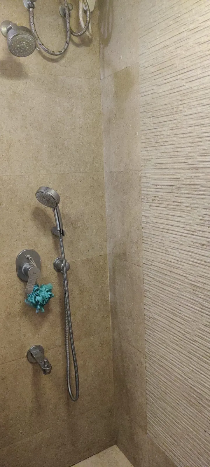 3 BHK Flats for Sale in Adani Western Heights, Andheri West